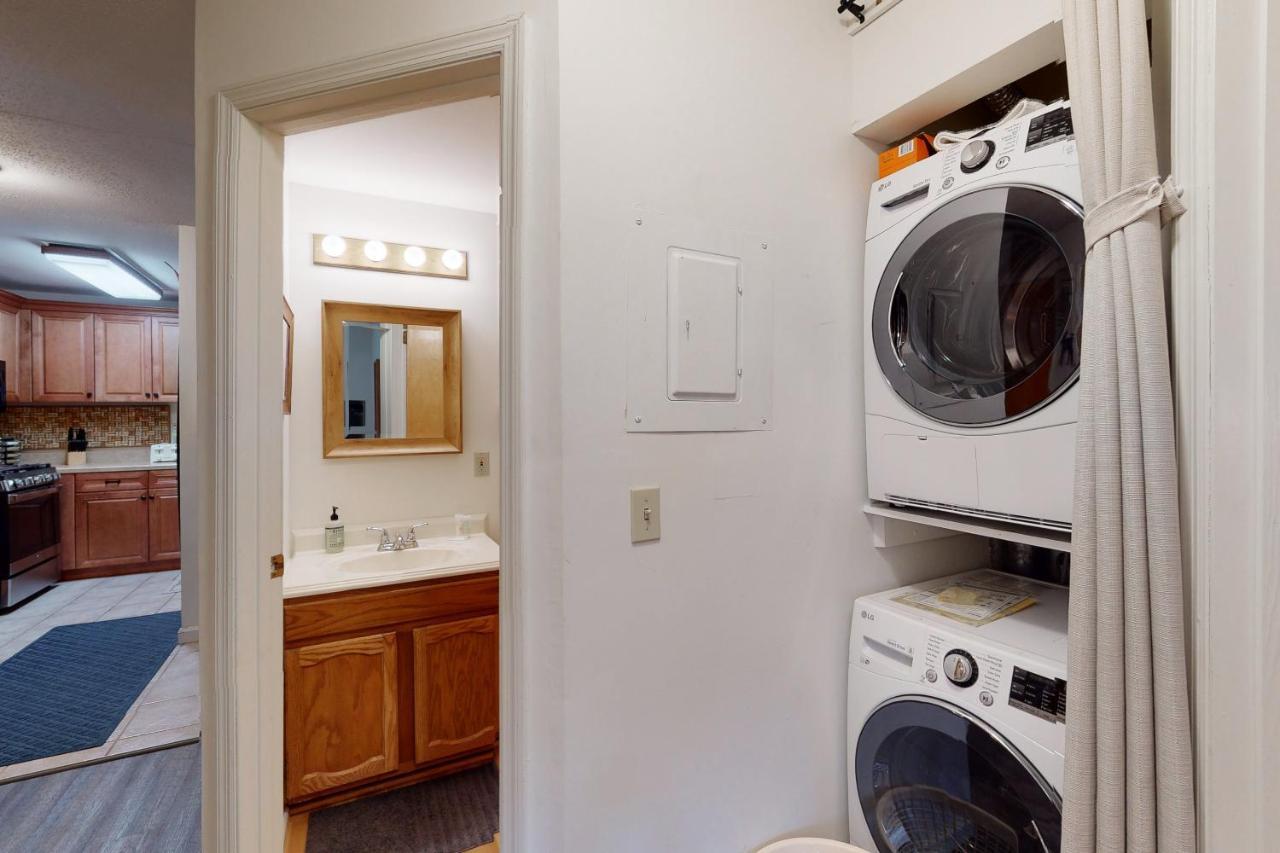 Brookhaven Condos Ludlow Luaran gambar